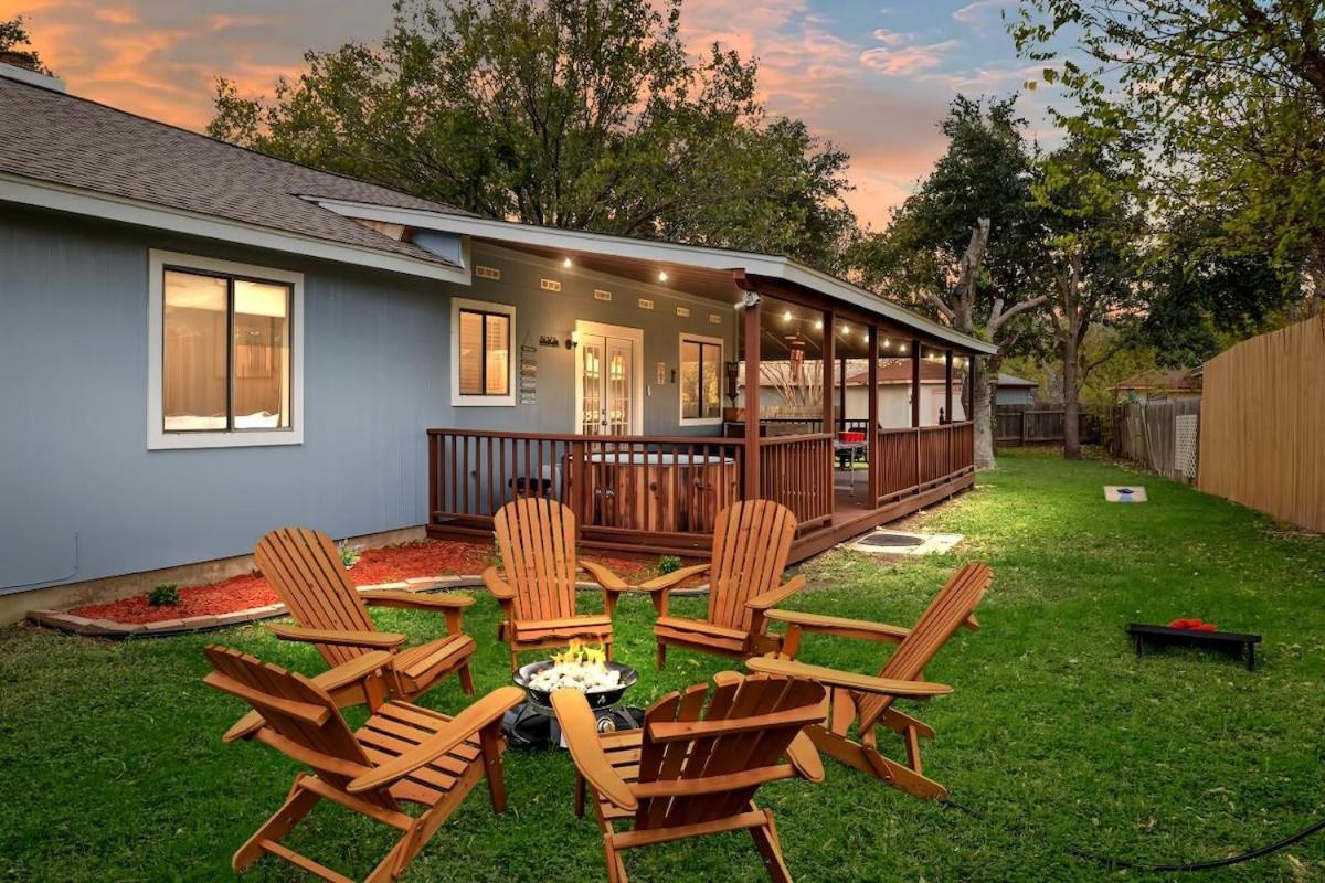 5Br Retreat With Game Room, Hot Tub & Big Yard - Sleeps 16 - 15 Min To Dt Остин Экстерьер фото